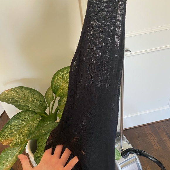 Black Long Knitted Cover-Up - Picture 5 of 5